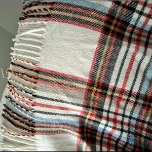 Plaid blanket scarf, like new! 💎